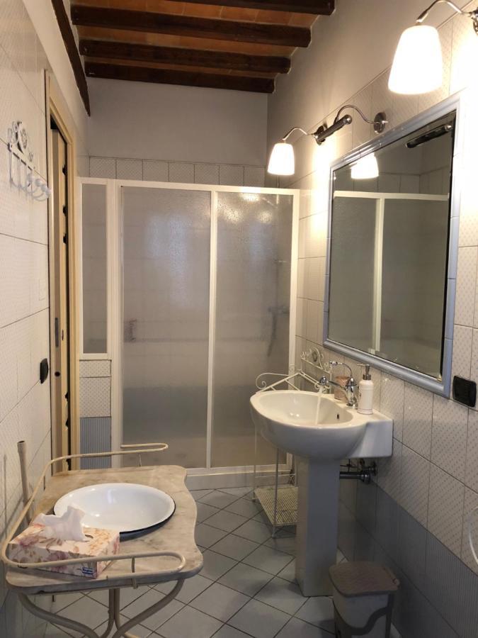 Via D' Este 8 Gualtieri Екстериор снимка