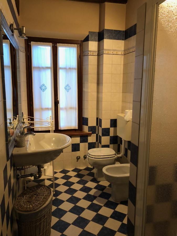 Via D' Este 8 Gualtieri Екстериор снимка
